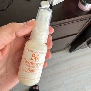 Bumble and bumble, invisible oil heat/UV protective primer